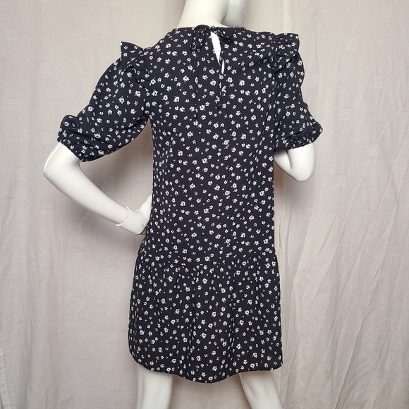 H&M Divided Women's Black White Ditsy Floral Ruffle Sleeve Summer Mini Dress - Picture 5 of 16